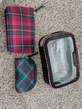Victoria's Secret Red and Green Plaid Cosmetic and Clear Toiletry Set - NWT